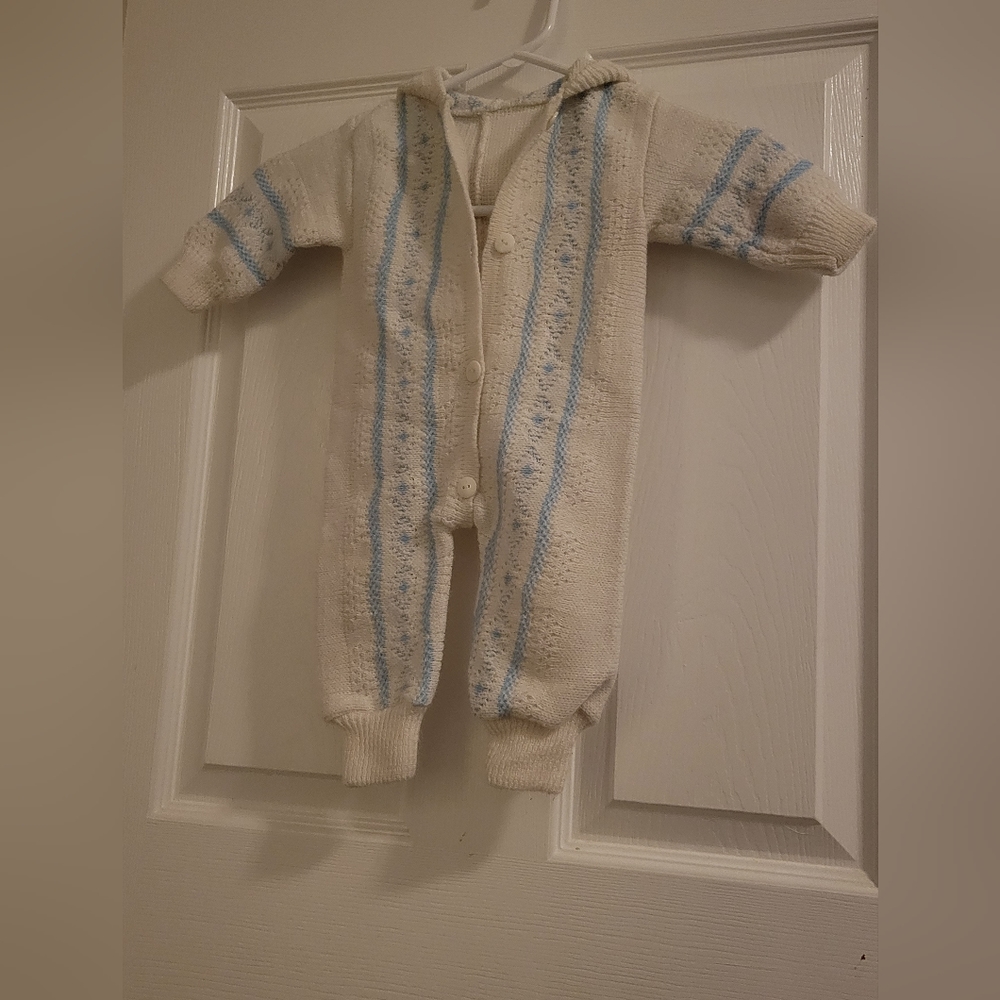 Vintage Knit Onesie Hoodie size 0-6 month
